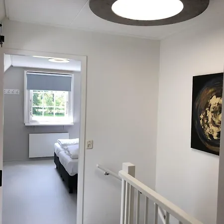 De Kastanje 5-persoons Met Overdekte Lounge En Hottub, Barrelsauna, Stoomsauna, Ligbad, Sunshower, Wifi * Lievelde