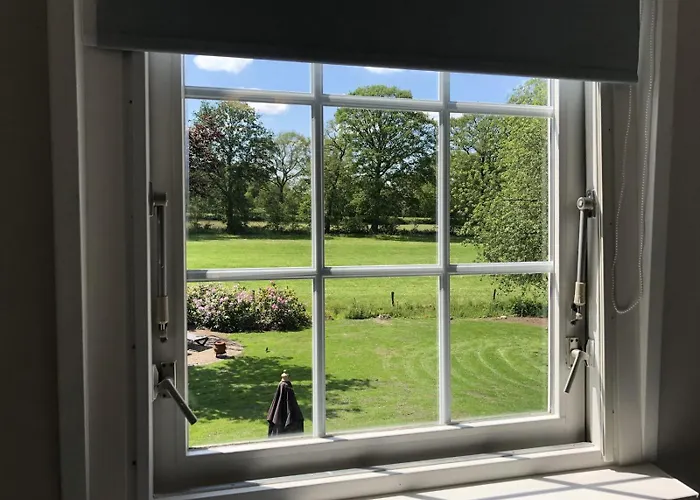 De Kastanje 5-persoons Met Overdekte Lounge En Hottub, Barrelsauna, Stoomsauna, Ligbad, Sunshower, Wifi Сasa de vacaciones