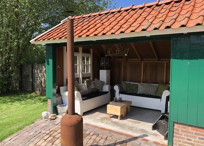 De Kastanje 5-persoons Met Overdekte Lounge En Hottub, Barrelsauna, Stoomsauna, Ligbad, Sunshower, Wifi Сasa de vacaciones *