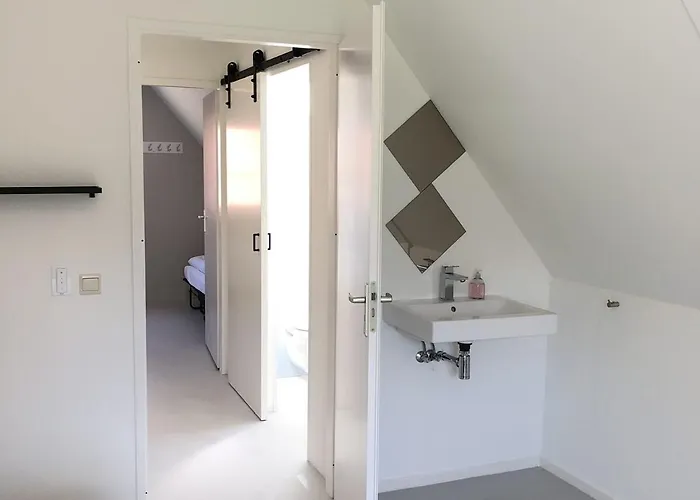 De Kastanje 5-persoons Met Overdekte Lounge En Hottub, Barrelsauna, Stoomsauna, Ligbad, Sunshower, Wifi Сasa de vacaciones *